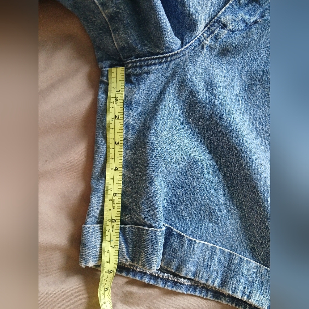 Vintage 90s high-waisted baggy jorts - Picture 8 of 9